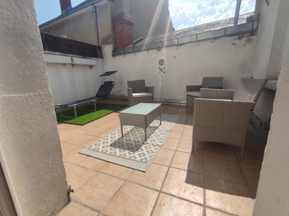 Le Saint-Roch, Centre-Ville, Terrasse Privee Issoudun Exterior foto